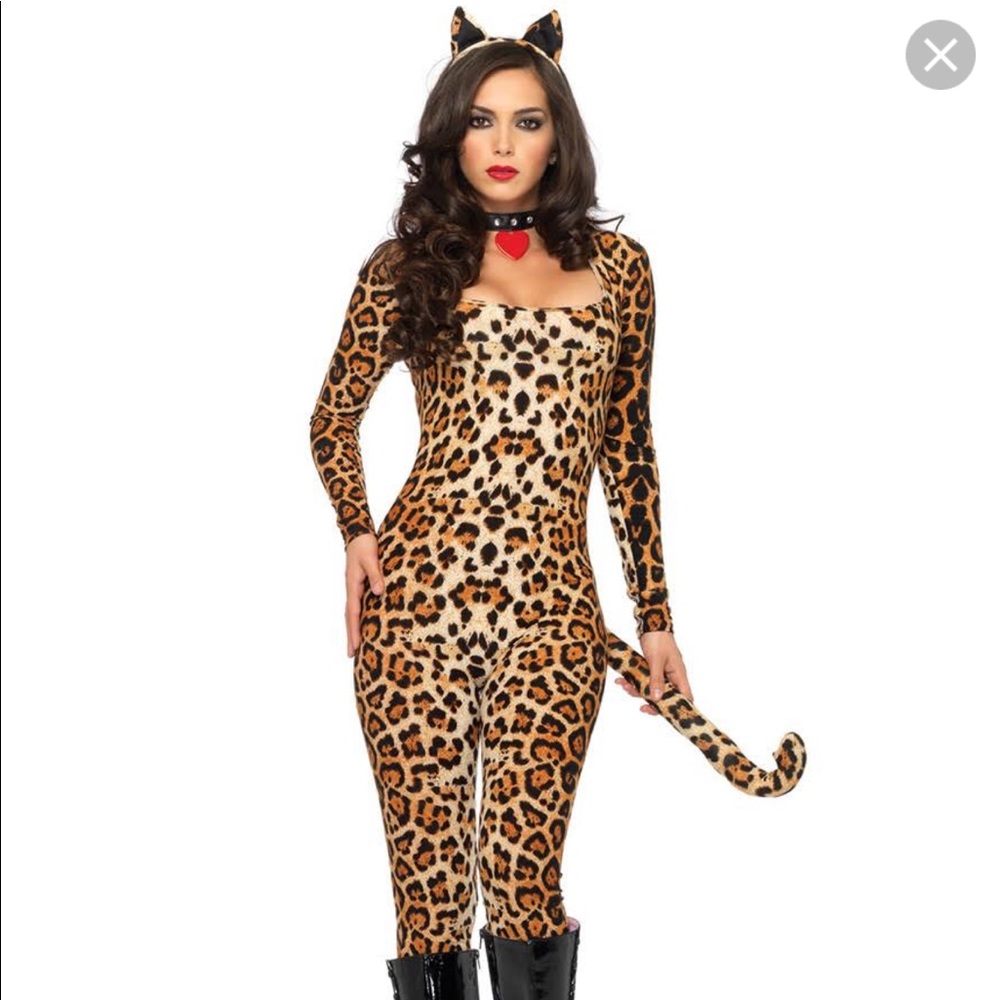 Leg Avenue leopard Cougar costume